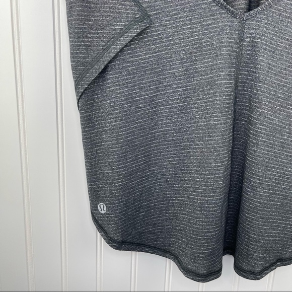 Lululemon Seek The Heat Striped Tank Top Heathered Deep Coal / Hyper Stripe 6 - Picture 11 of 12